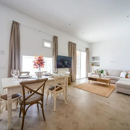 Luxury House La Maison Ii * 蒂亚斯